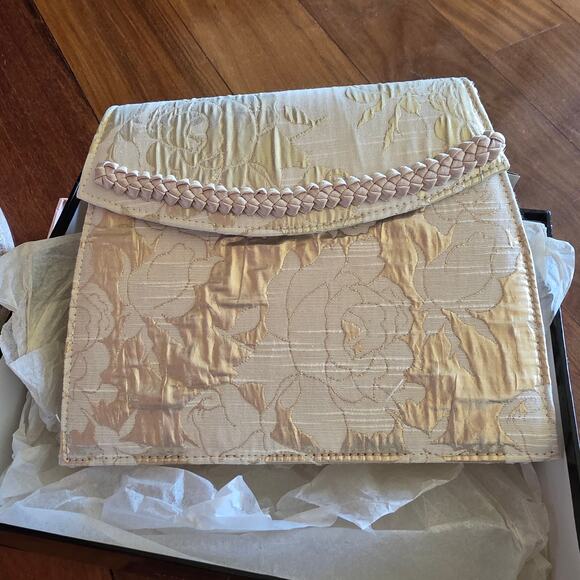 NWT Champagne Italy gold‎ and creme hat with matching purse main image 11